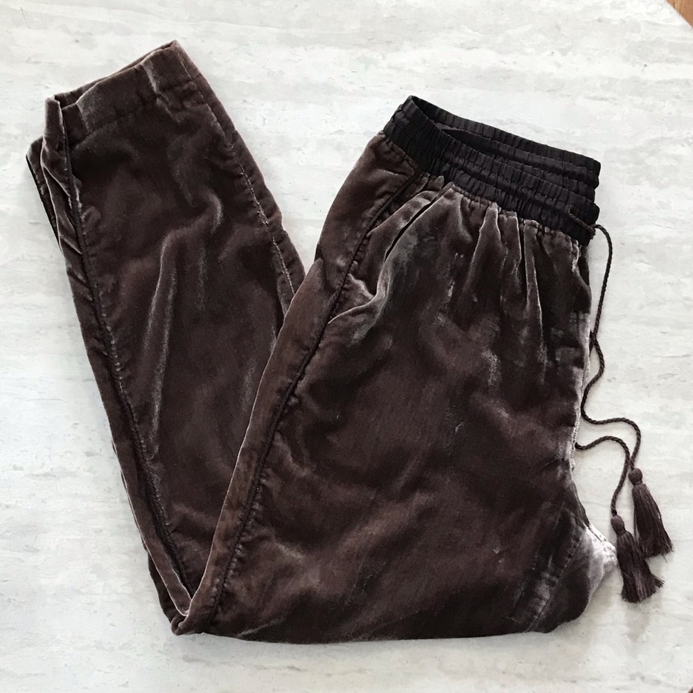 ***SOLD*** Elevenses Brown Velvet Pants Sz 6